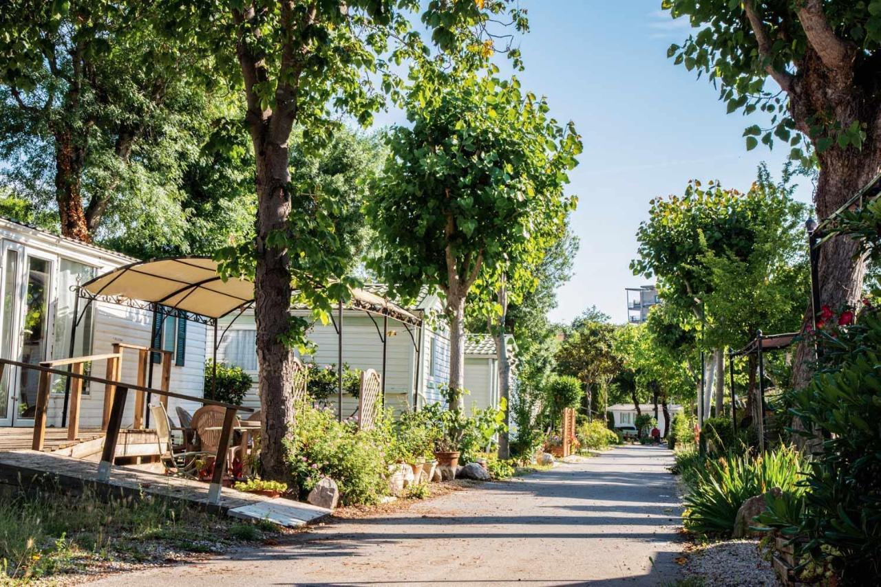 Riviera Azur Antibes Hotel Kültér fotó
